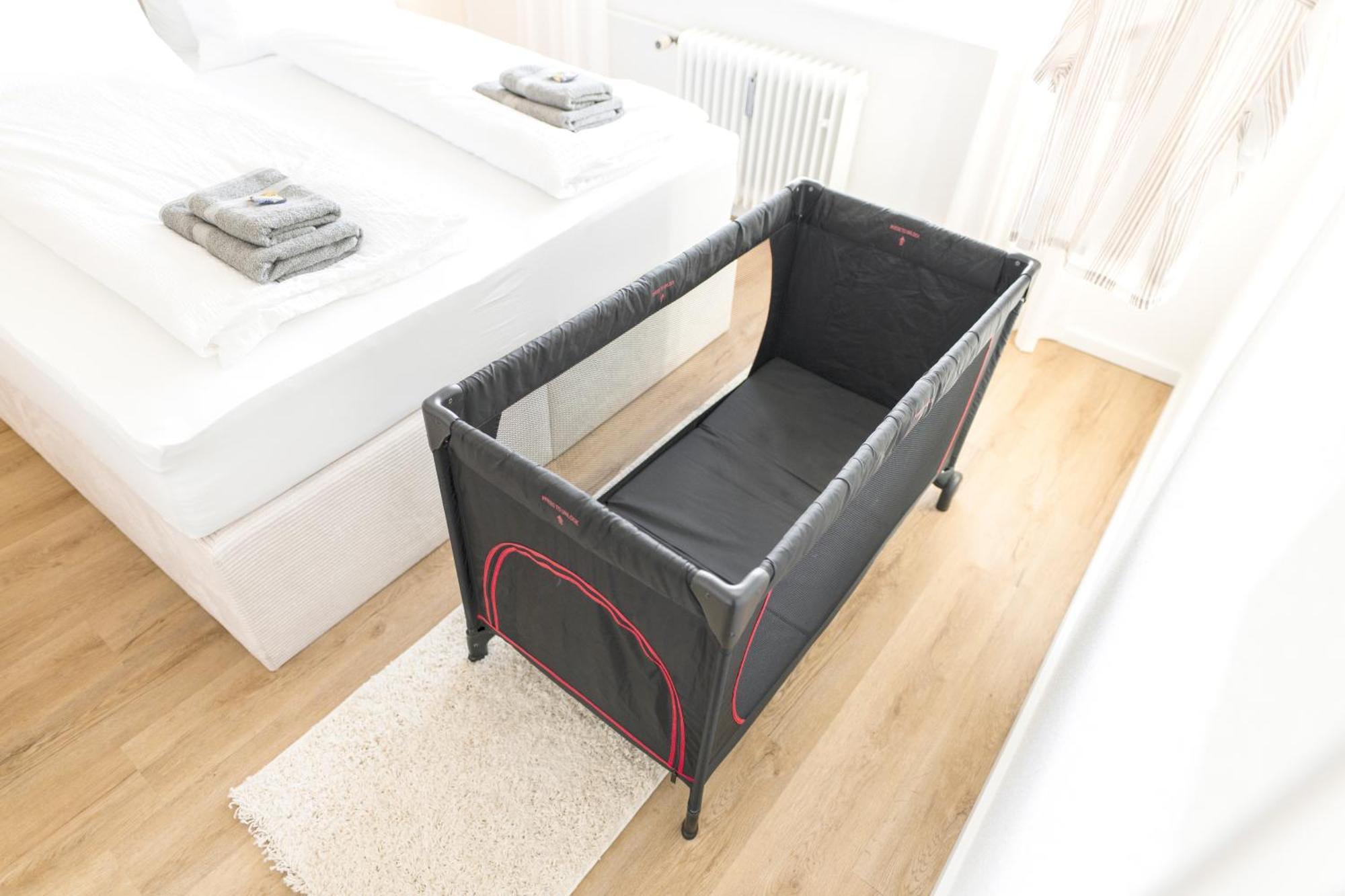 Wolfsburg Innenstadt - Happyhome - Direkt In Der Porschestrasse, 5 Personen & Kind, 3 Zimmer Exterior foto